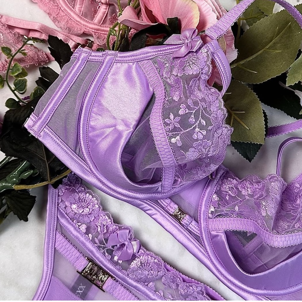 Lilunderwear lingerie set